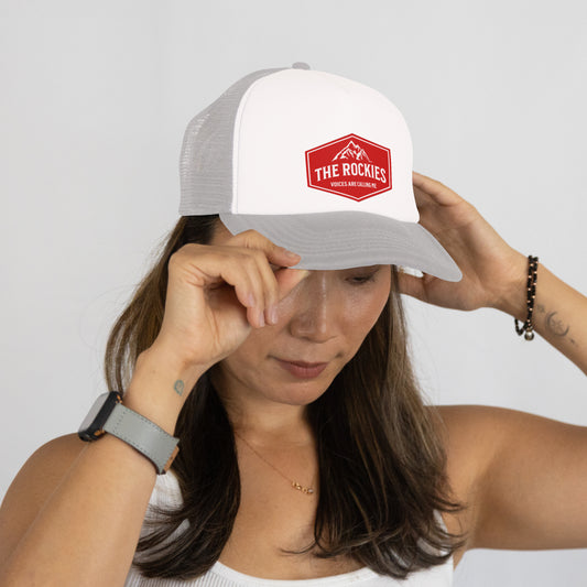 Retro Canadian Rockies Trucker Hat — Vintage Mountain Patch Cap